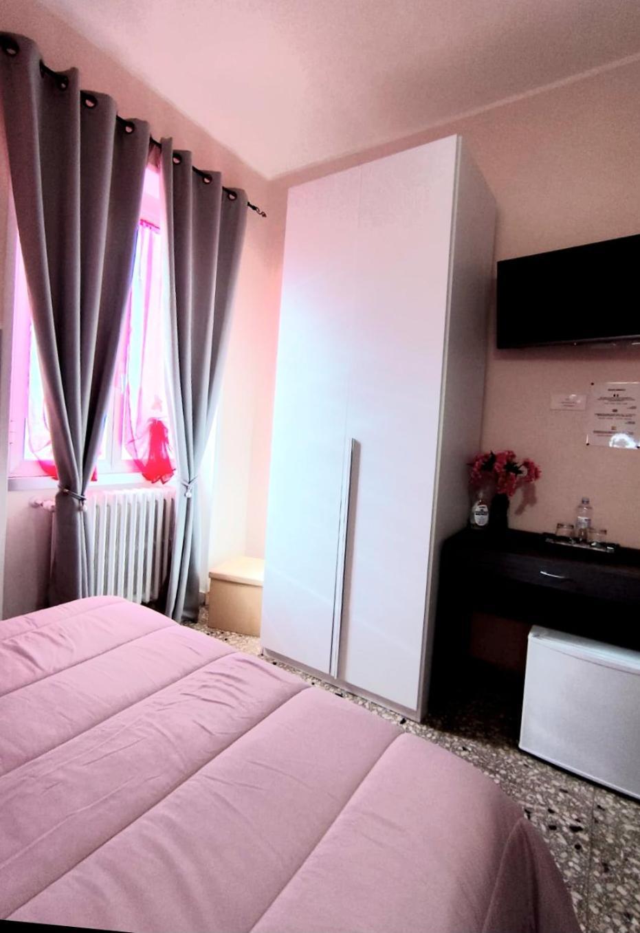 Bed And Breakfast Mamma Giuliana Rom Exterior foto